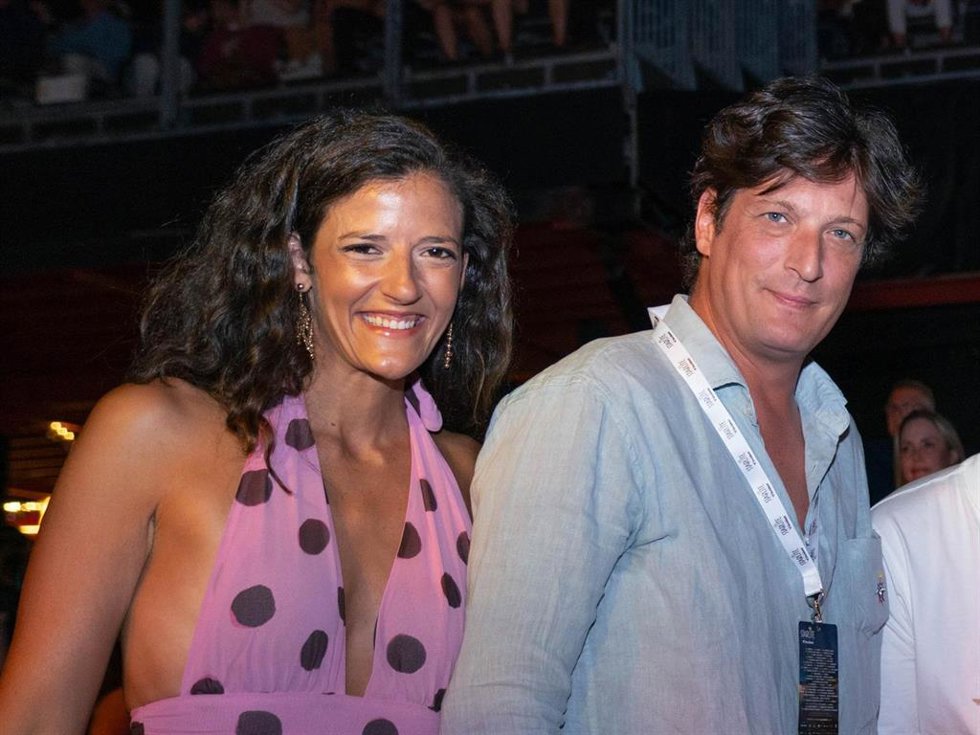 Clara Caruana y Luis Medina, en el concierto de Alejandro Fernández en Starlite Occident Marbella