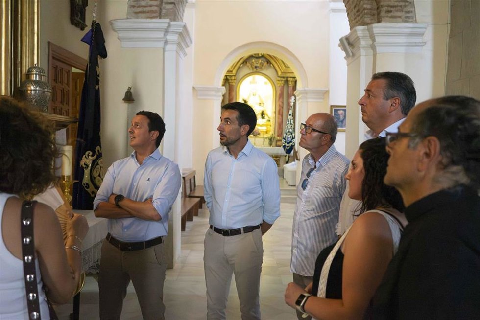 Archivo - Visita a los trabajos de la iglesia de Santa María de Sorbas (Almería).