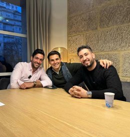 Alex Algarci (Izda), Miguel Sierra (C) y César Rivero (Dcha).