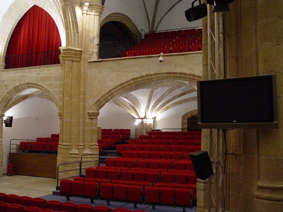 Archivo - Auditorio del complejo cultural San Francisco de Cáceres