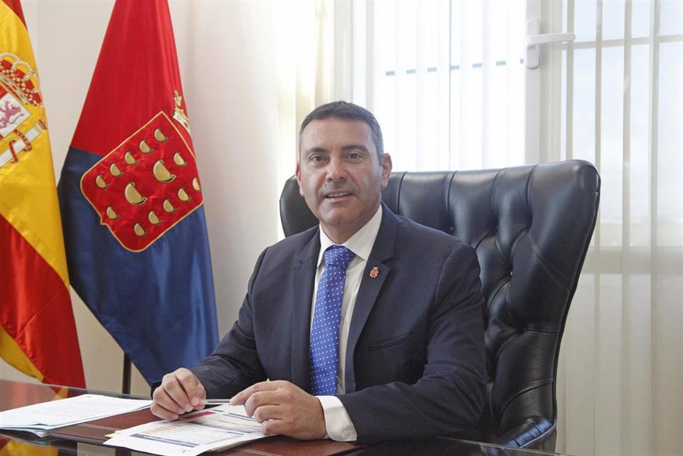 Archivo - El presidente y consejero de Patrimonio Histórico del Cabildo de Lanzarote, Oswaldo Betancort