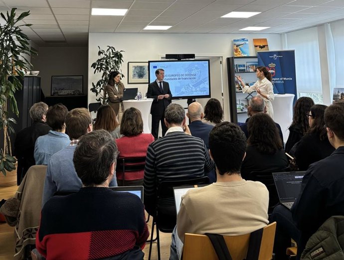 Reunión sobre Defensa celebrada en la Oficina Regional de Bruselas