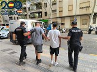 La Policía Nacional detiene a tres jóvenes por varios robos en concesionarios de coches de Palma