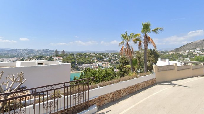 Imagen de la calle Puerto Andraitx de Moraira