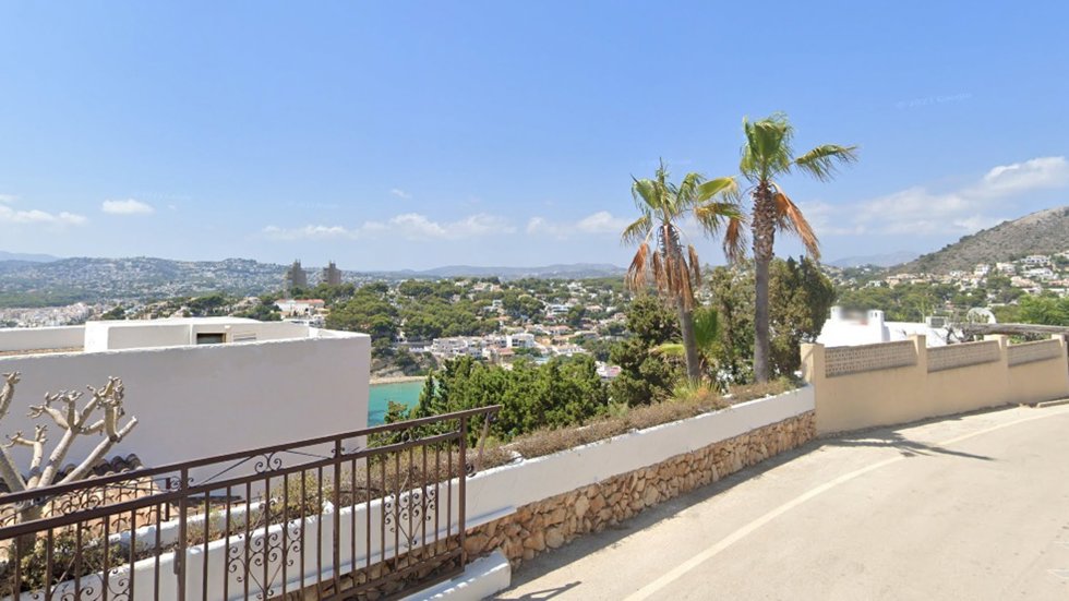 Imagen de la calle Puerto Andraitx de Moraira