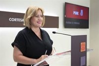 El PSOE acusa al Gobierno Azcón de "abandonar" a los mayores del medio rural con el cierre de hogares en fines de semana