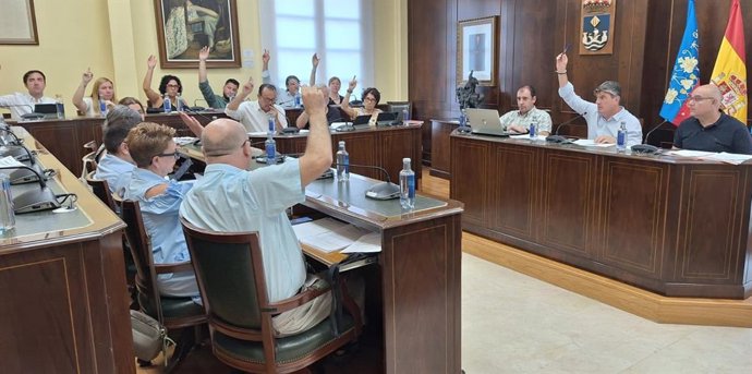 Pleno del Ayuntamiento de La Vila Joiosa (Alicante)