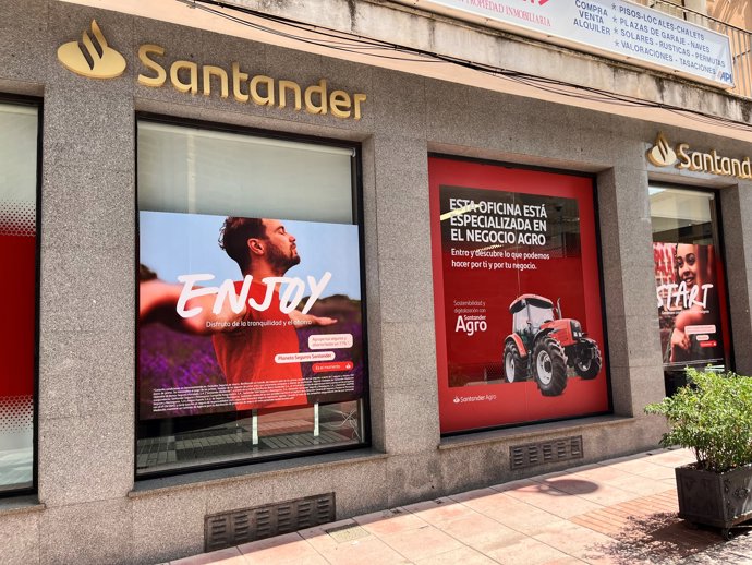 Oficina de Banco Santander en Benavente (Zamora)
