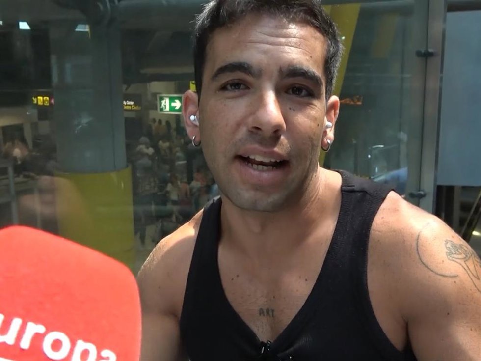 Christian Casas aclara que ni Melyssa Pinto ni Ana Mena acompañaron a la familia Casas en El Salvador