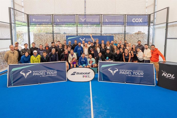 El Rafa Nadal Academy Pádel Tour by The Adecco Group llega a Sevilla.