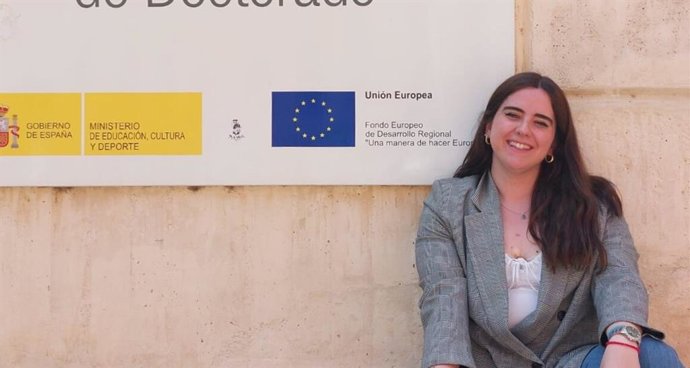 La investigadora de la Universidad de Castilla-La Mancha (UCLM) María Martínez López es autora del artículo: "¿Cómo puede afectar el acoso a la imagen corporal?.