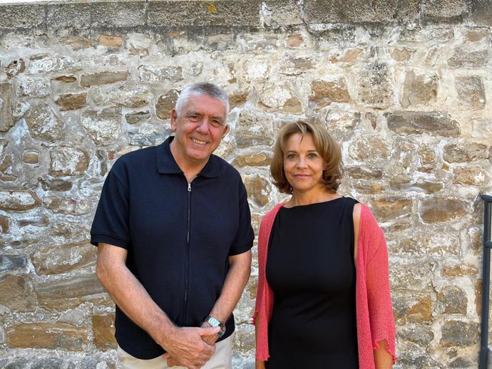 Los directores del curso Blas Ogáyar y Katy Gómez en la UNIA