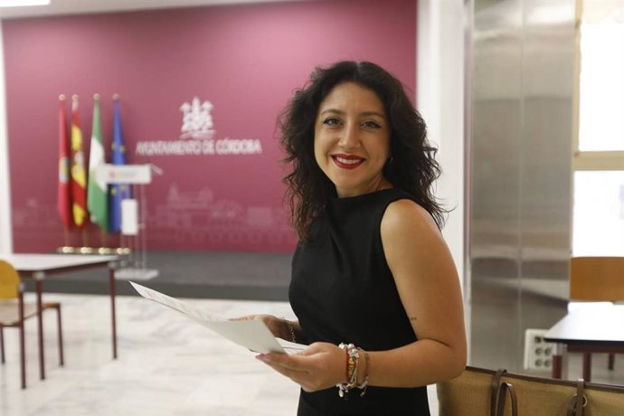 La teniente de alcalde delegada de Juventud del Ayuntamiento de Córdoba, Cintia Bustos.