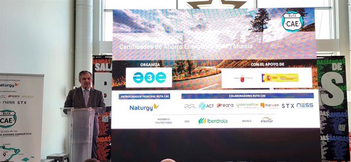 Un acto del consejero de Medio Ambiente, Universidades, Investigación y Mar Menor, Juan María Vázquez, con la Asociación de Empresas de Eficiencia Energética, celebrado el pasado mayo