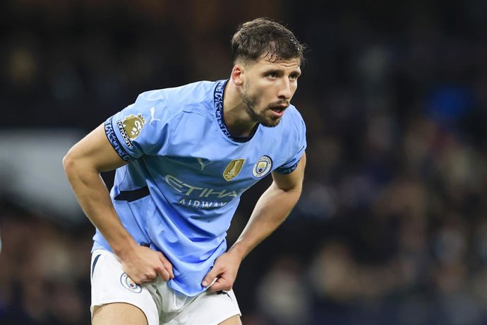 Archivo - Ruben Dias (3) of Manchester City during the English championship Premier League football match between Manchester City and Nottingham Forest on 4 December 2024 at the Etihad Stadium in Manchester, England - Photo Conor Molloy / ProSportsImages 