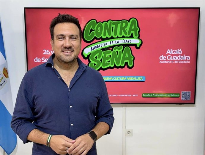 El delegado de Memoria e Identidad Andaluza del Ayuntamiento de Alcalá de Guadaíra, Christopher Rivas, presenta 'ContraSeña'.