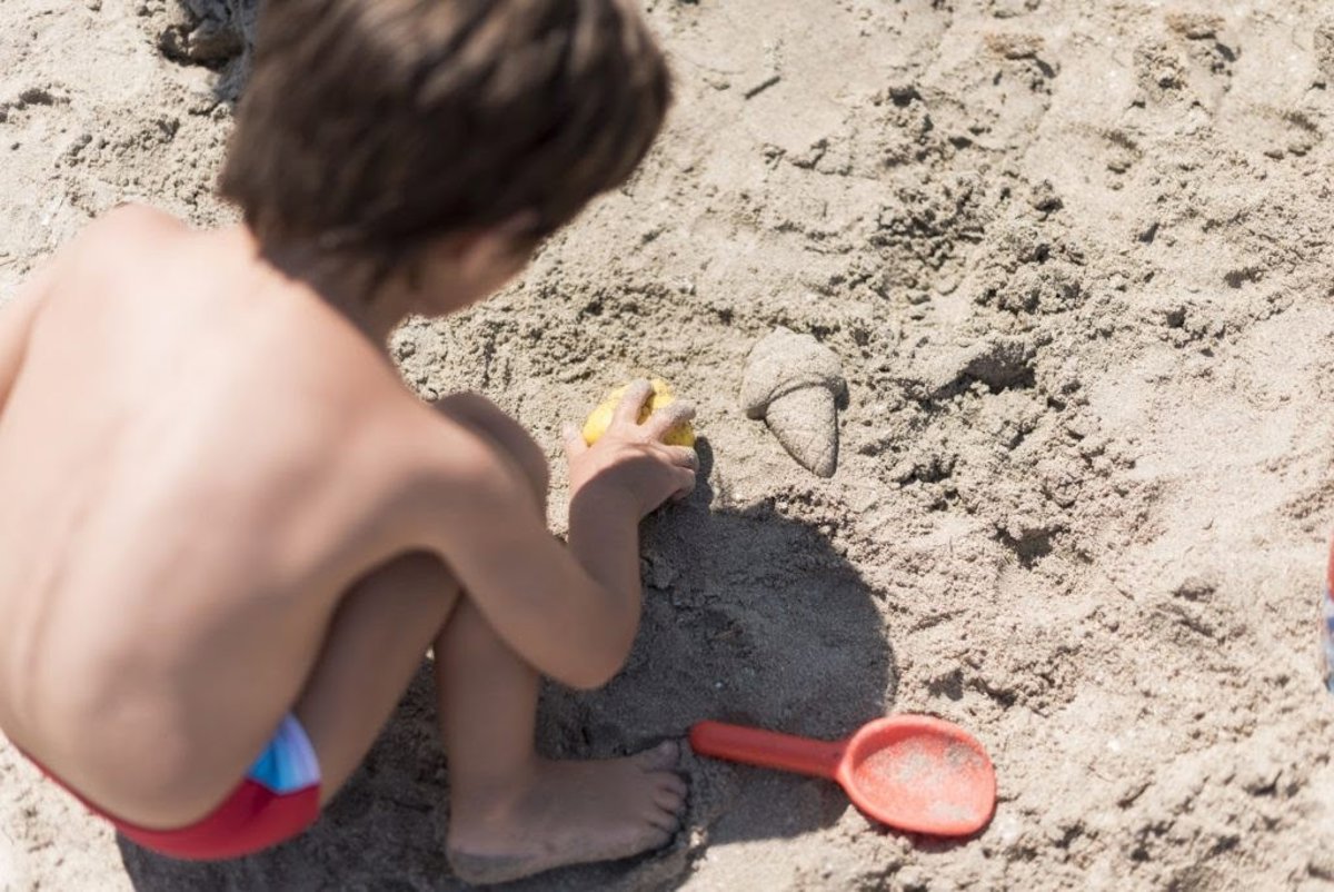 Ordenan el cierre de la playa de Galizano por un brote de gastroenteritis con 13 menores afectados