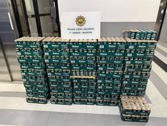 Imagen de las latas intervenidas