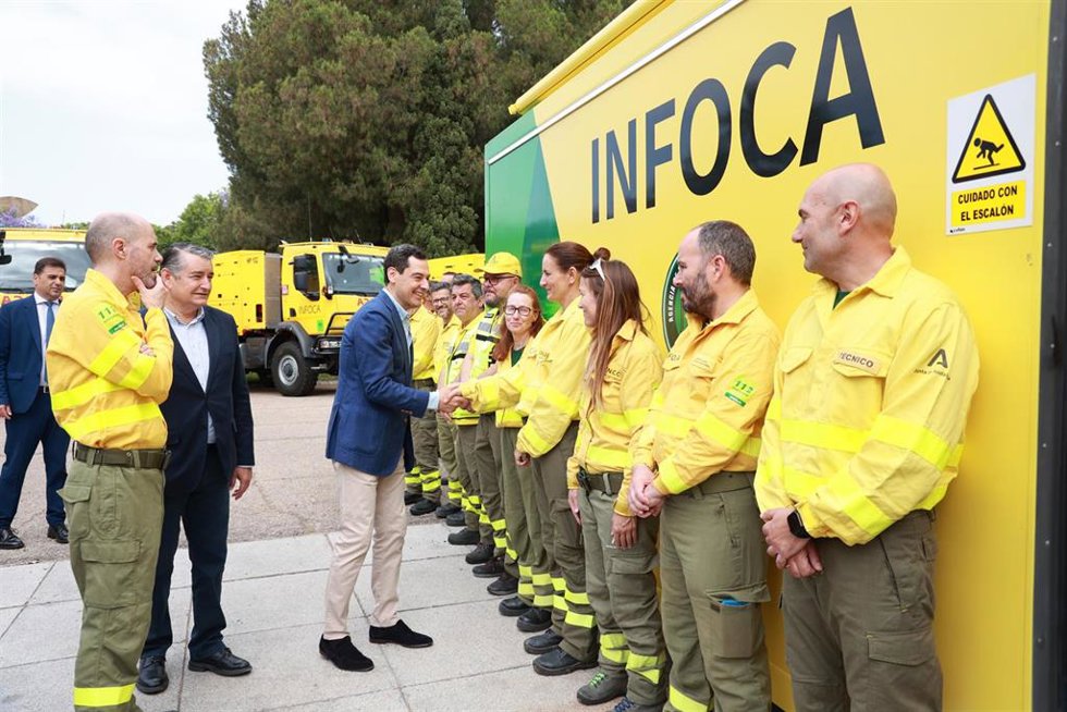 Archivo - El presidente de la Junta, Juanma Moreno, este martes en Sevilla, en la presentación de la Agencia de Emergencias de Andalucía y de la campaña del Plan Infoca
