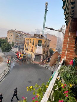 Vecinos de Casablanca piden la intervención de las autoridades tras un nuevo incendio en el edificio en ruinas del Paseo en San Antonio