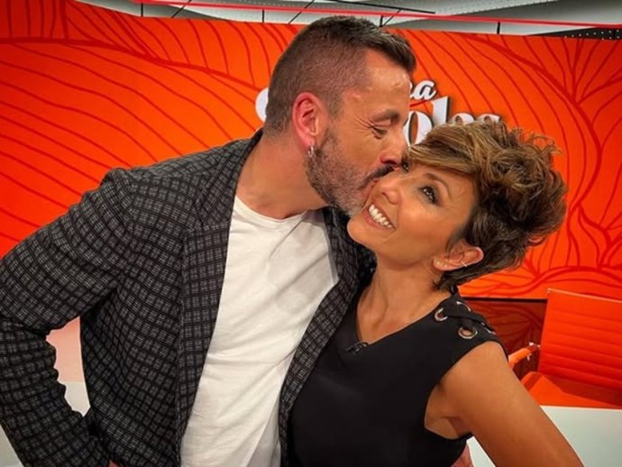 JAVIER CID CON SONSOLES ÓNEGA