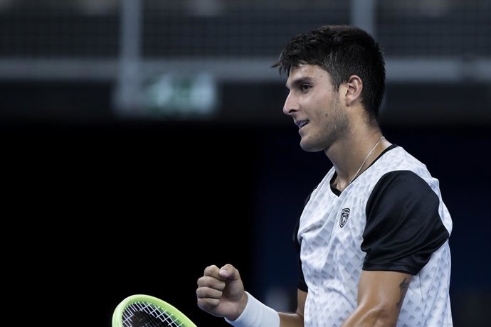 Archivo - Spanish Pablo Llamas Ruiz celebrates during a qualifications match for the European Open Tennis ATP tournament, in Antwerp, Sunday 15 October 2023.