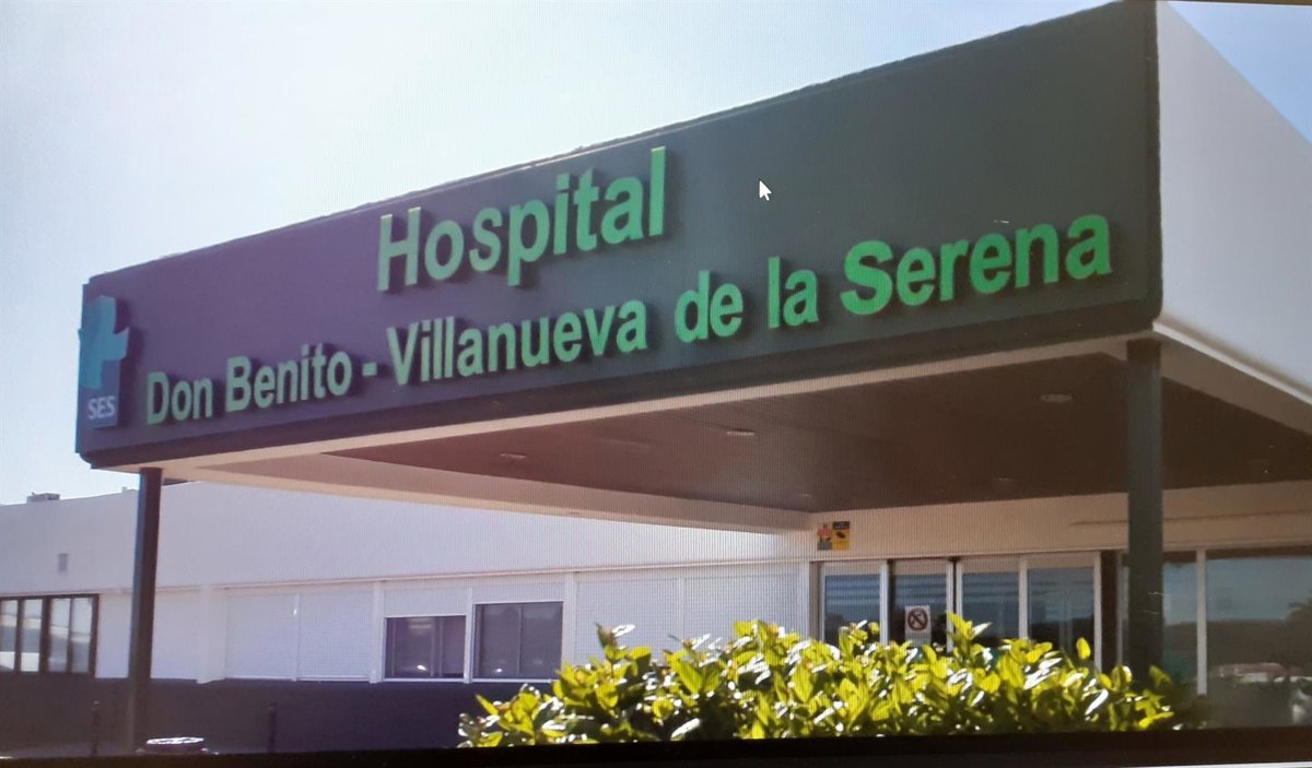 Un varón de 37 años resulta herido  menos grave  en una salida de vía cerca de Mengabril (Badajoz)
