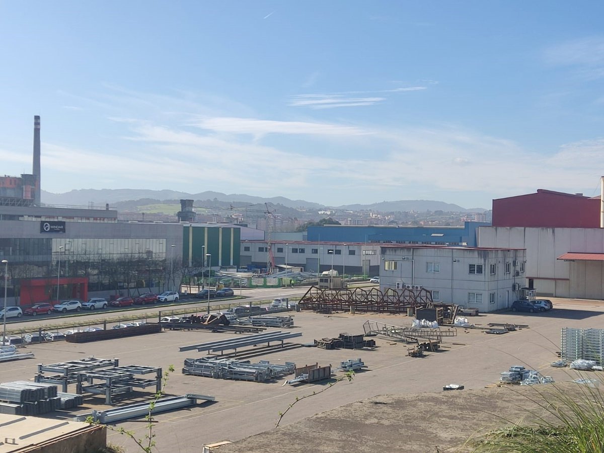 Avilés destaca su tasa de empleo en el sector industrial