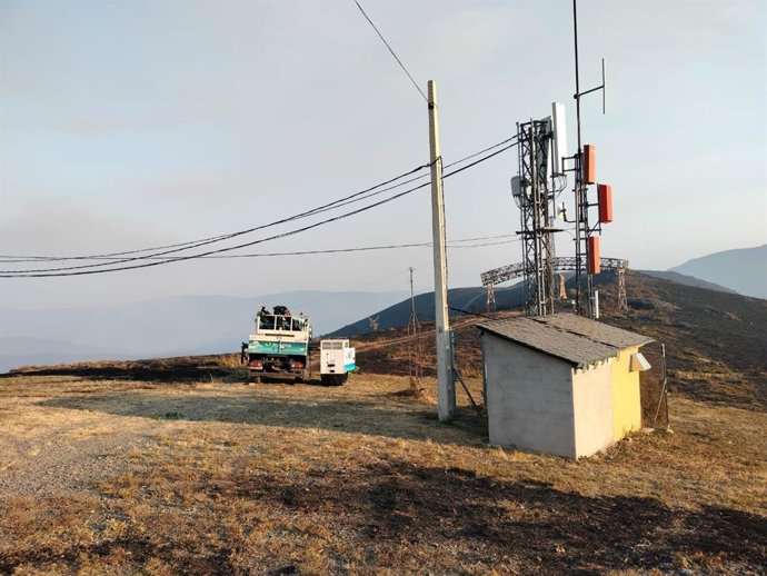 Restablecidas las telecomunicaciones en el Valle de Fornela y Boca de Huérgano afectadas por los incendios de León