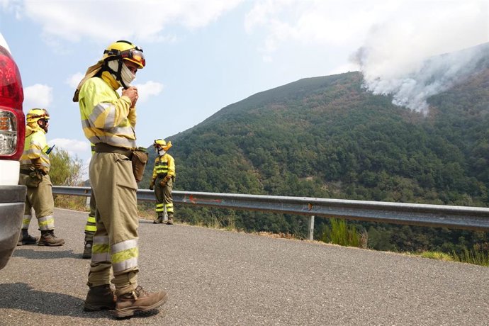 Varios servicios de emergencia en Degaña (Asturias)