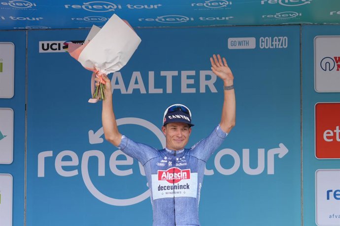 Archivo - PHILIPSEN Jasper of Alpecin - Deceuninck during the Renewi Tour 2024, Stage 4, Oostburg – Aalter on 31 August 2024 in Aalter, Belgium - Photo Laurent Lairys / DPPI