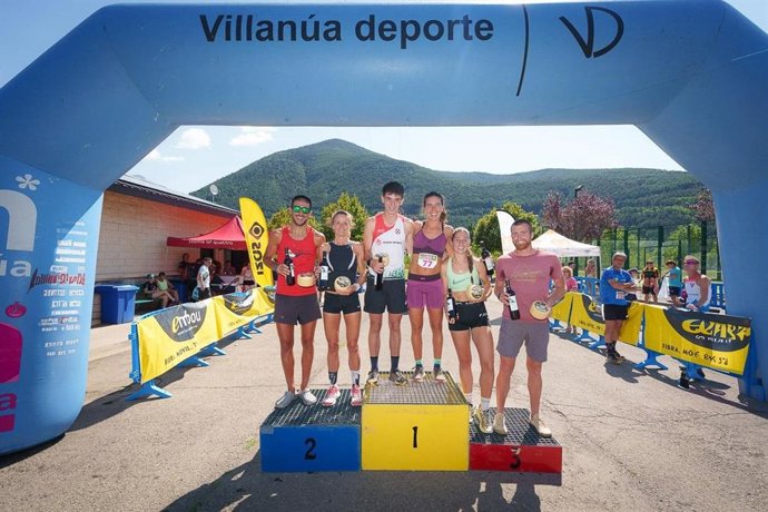 Podio con los ganadores a la XX Subida a la Fuente del Paco de Villanúa