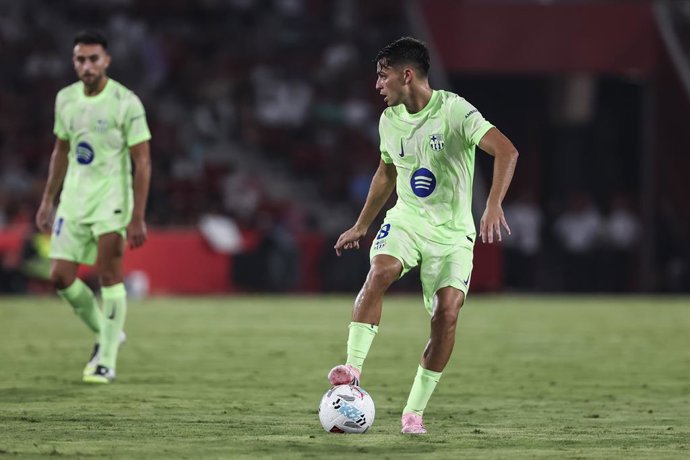 Pedro Gonzalez Pedri of FC Barcelona in action during the Spanish league, La Liga EA Sports, football match played between RCD Mallorca and FC Barcelona at Son Moix Stadium on August 16, 2025 in Mallorca, Spain.