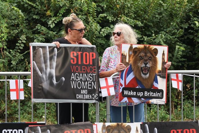 Manifestación contra la inmigración en Reino Unido