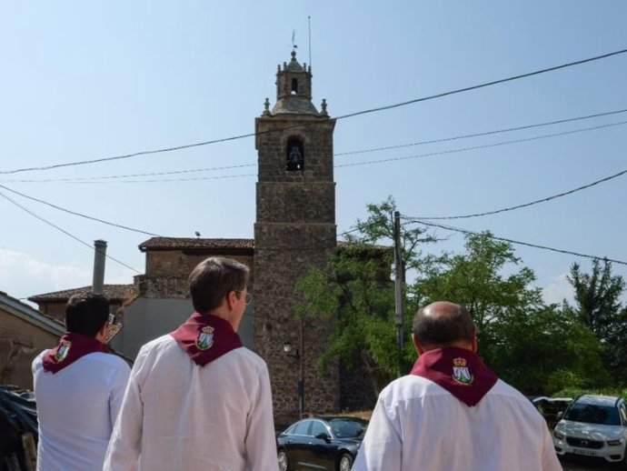 La iglesia parroquial de San Martín de Nestares de Cameros completa la restauración de su torre