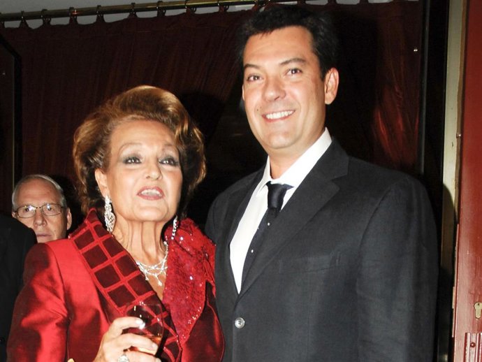 Archivo - Augusto Algueró Y Carmen Sevilla En Una Imagen De Archivo