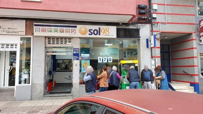 Despacho de loterías de la calle Ricardo Carapeto de Badajoz.