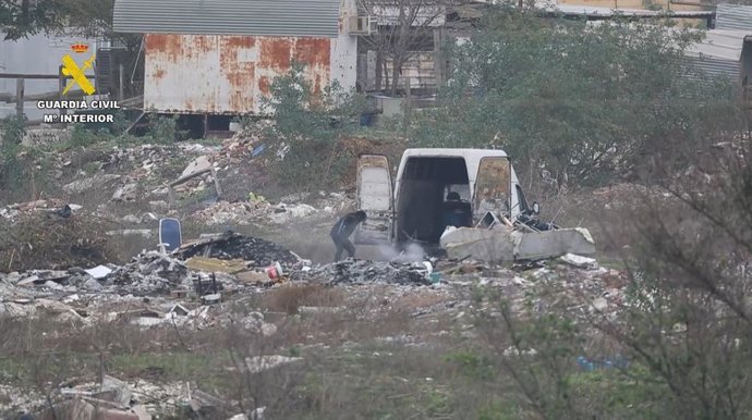 Imagen de los investigados por vertidos y quema de residuos en zonas urbanas entre Sevilla y Alcalá de Guadaíra.