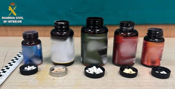 Droga incautada por la Guardia Civil.