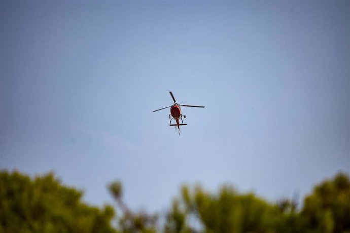 Un helicóptero bombardero