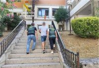 Detenido un 'santero' en Paradanta que prometía a sus pacientes "curarse" si tenían relaciones sexuales con él