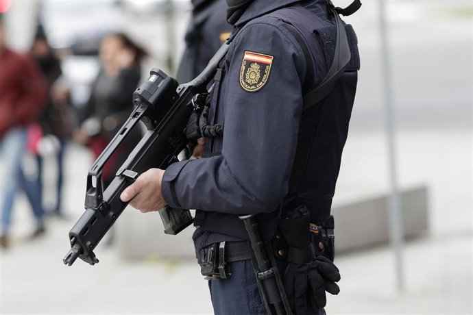 Archivo - Recursos de Policía Nacional, agente, agentes, policía, policías, distintivo de Policía Nacional, Unidad de Intervención Policial (UIP), antidisturbio, antidisturbios, arma, armas, armamento, policía con arma