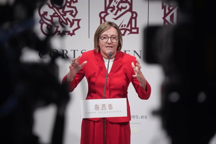 Archivo - La diputada del PSPV en las Cortes Valencianas María José Salvador