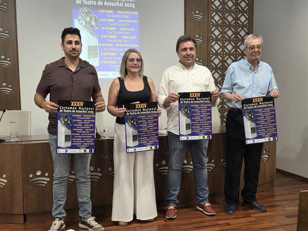 Presentación del Certamen Nacional de Teatro de Aceuchal.