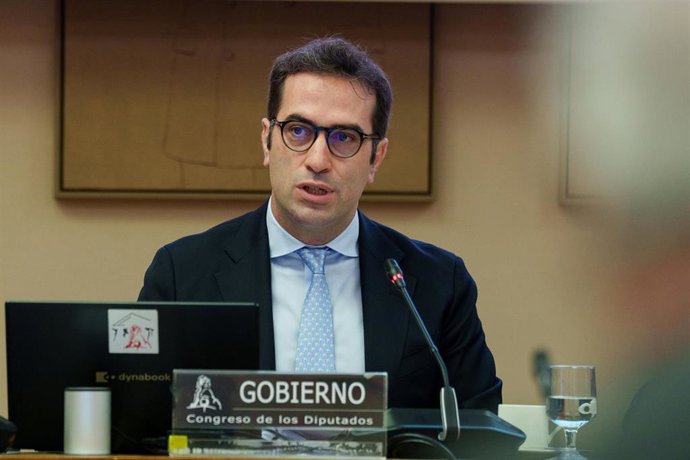 Archivo - El ministro de Economía, Comercio y Empresa, Carlos Cuerpo.