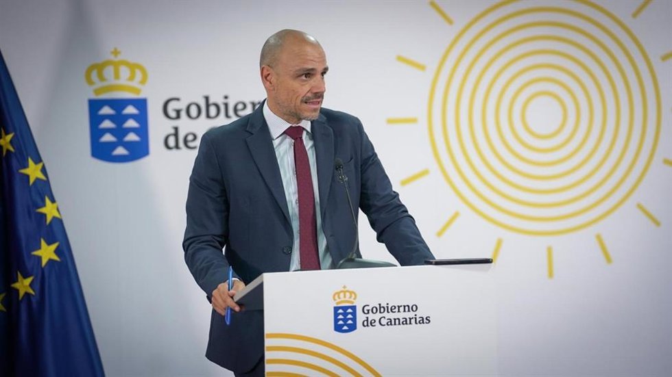 Archivo - El portavoz del Gobierno de Canarias, Alfonso Cabello