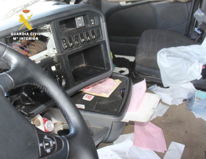 Dos detenidos por robar la cabeza tractora de un camión en el alfoz de Burgos