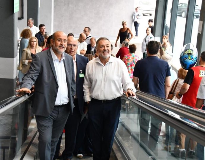 El vicepresidente primero, José Luis Martínez Guijarro, en Cuenca