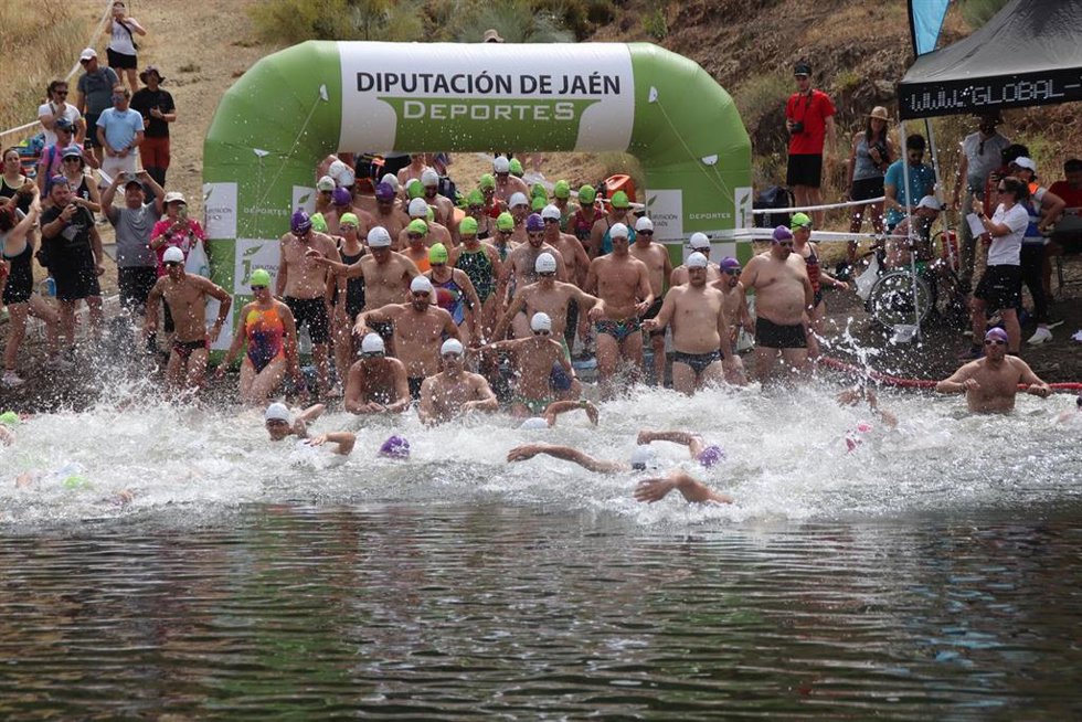 Una de las pruebas del  VIII Circuito Provincial de Travesías a Nado.