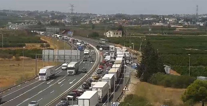 Imagen del accidente en la cámara de la DGT